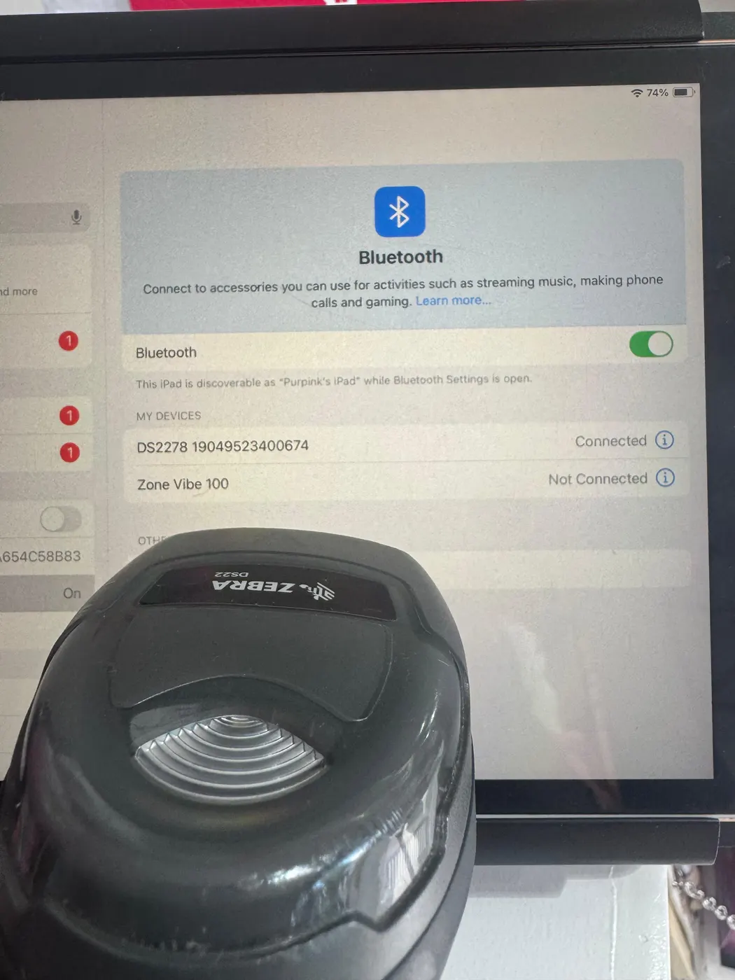 Zebra DS22 scanner connected to Purpink iPad over Bluetooth